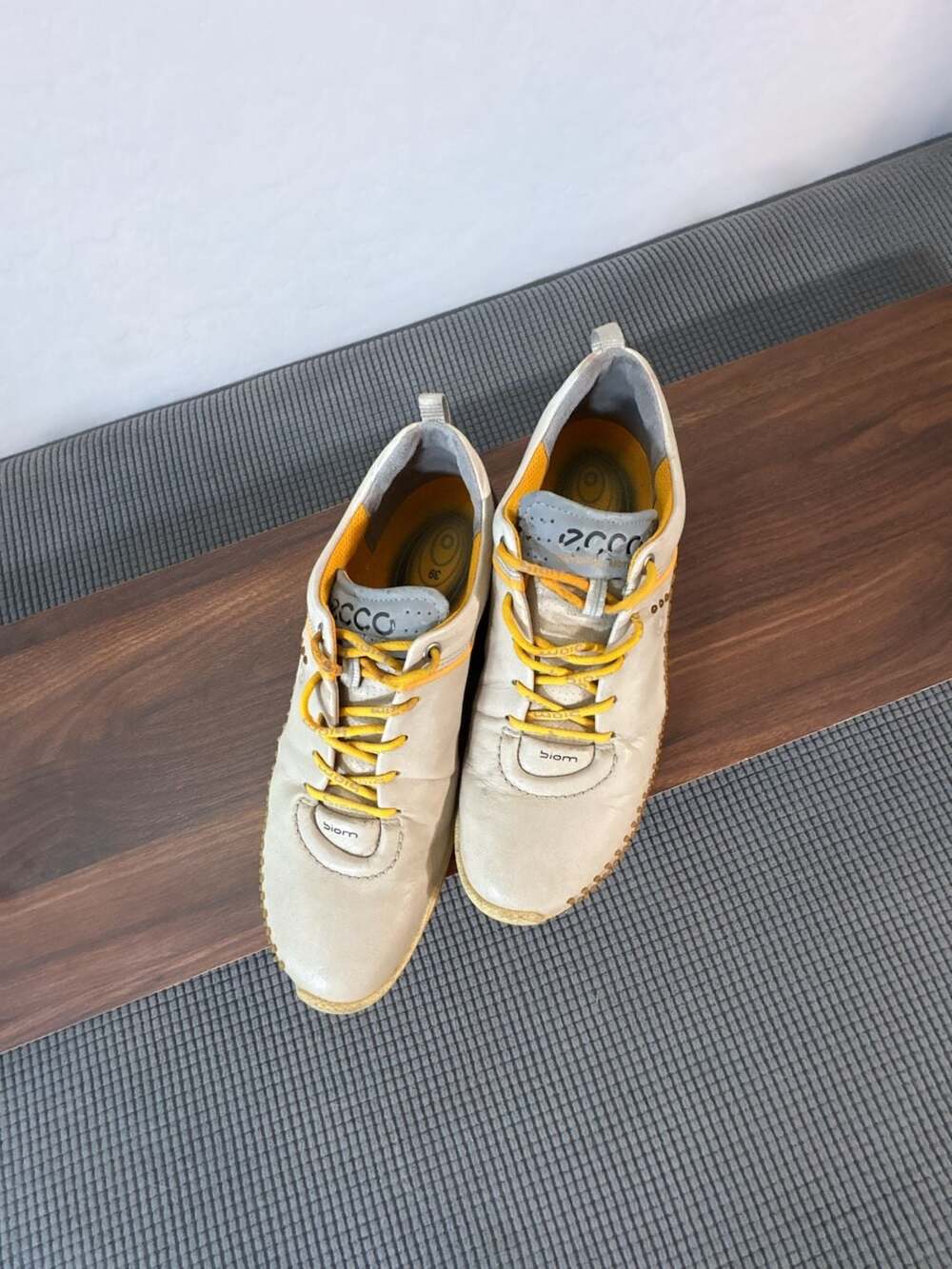 ECCO BIOM Natural Motion Hydromax Yak Leather Golf Shoes